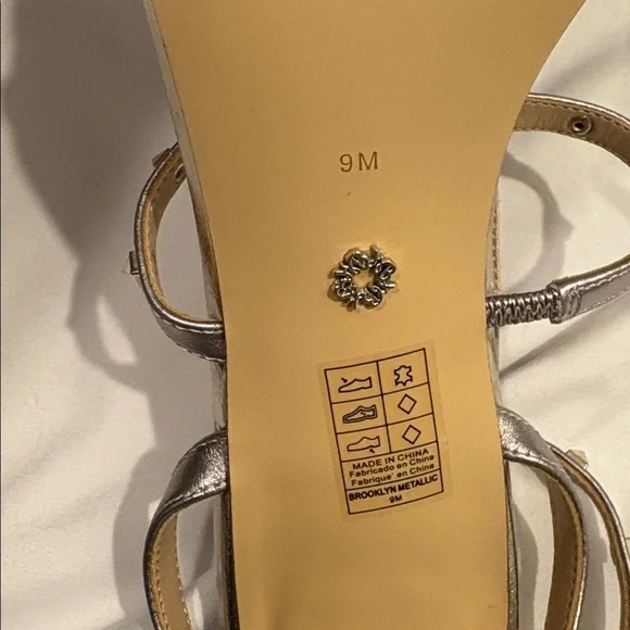 WHBM Cindy Metallic Leather Strappy Studded Block Heel Sandals - Picture 7 of 9